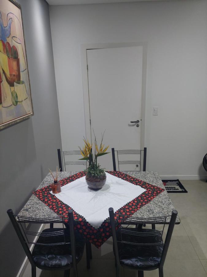 Ótimo apartamento sobreloja com wifi e estacionamento incluso Maringá Exterior foto